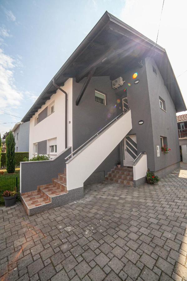 Apartman Teo Velika Gorica Exterior foto